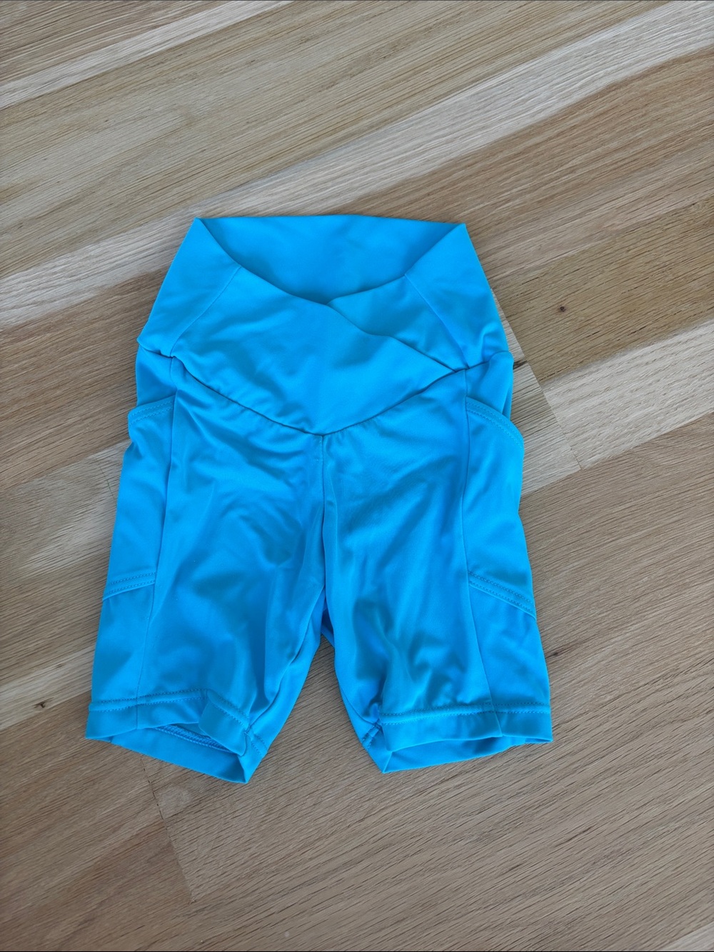 Balera Little Girl’s Turquoise V-Waist Pocket Bike Shorts